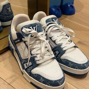 Louis Vuitton Trainer Sneaker Blue
